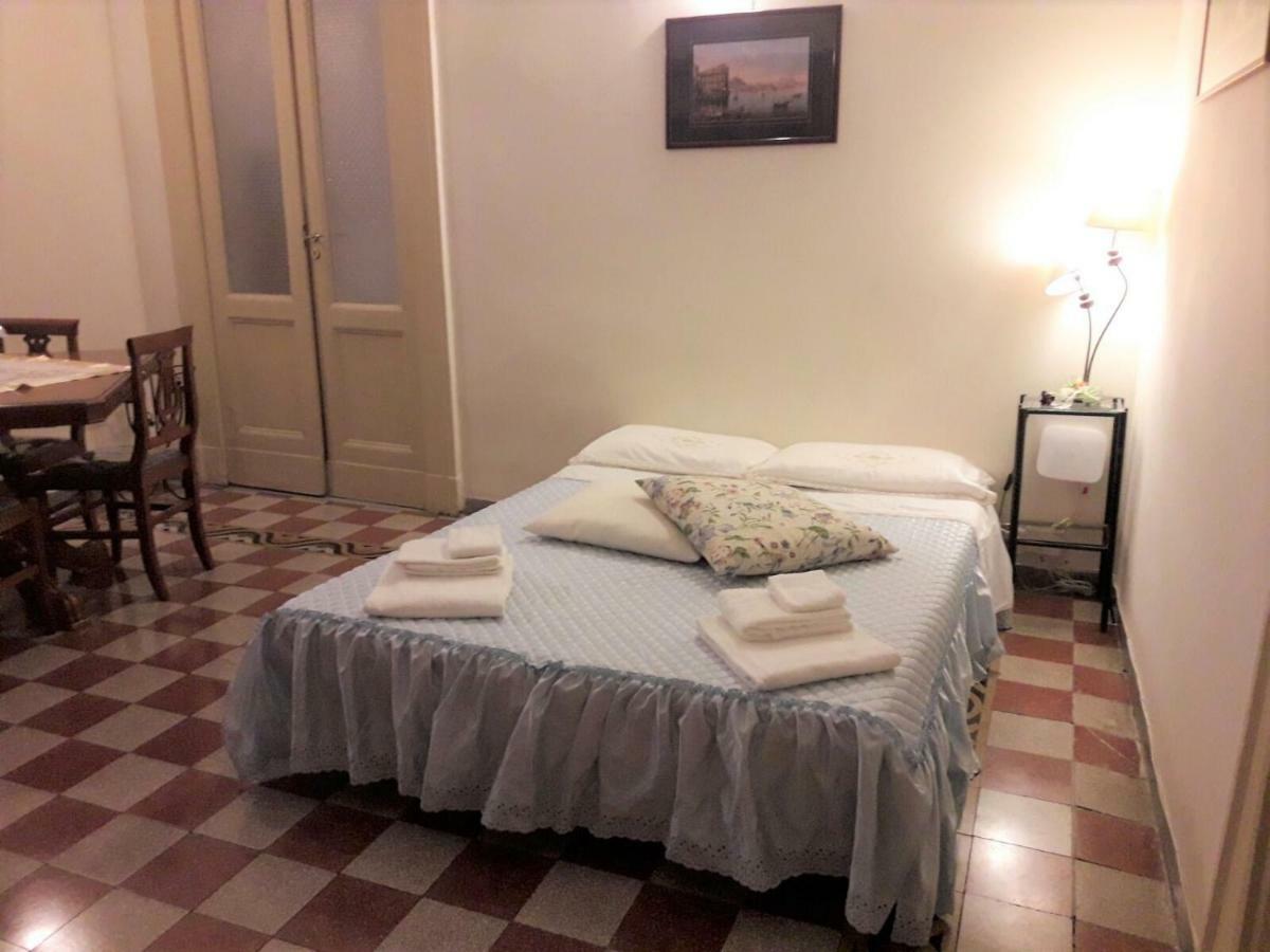 شقة Casa Lillina A Toledo , Near Piazza Del Plebiscito نابولي المظهر الخارجي الصورة