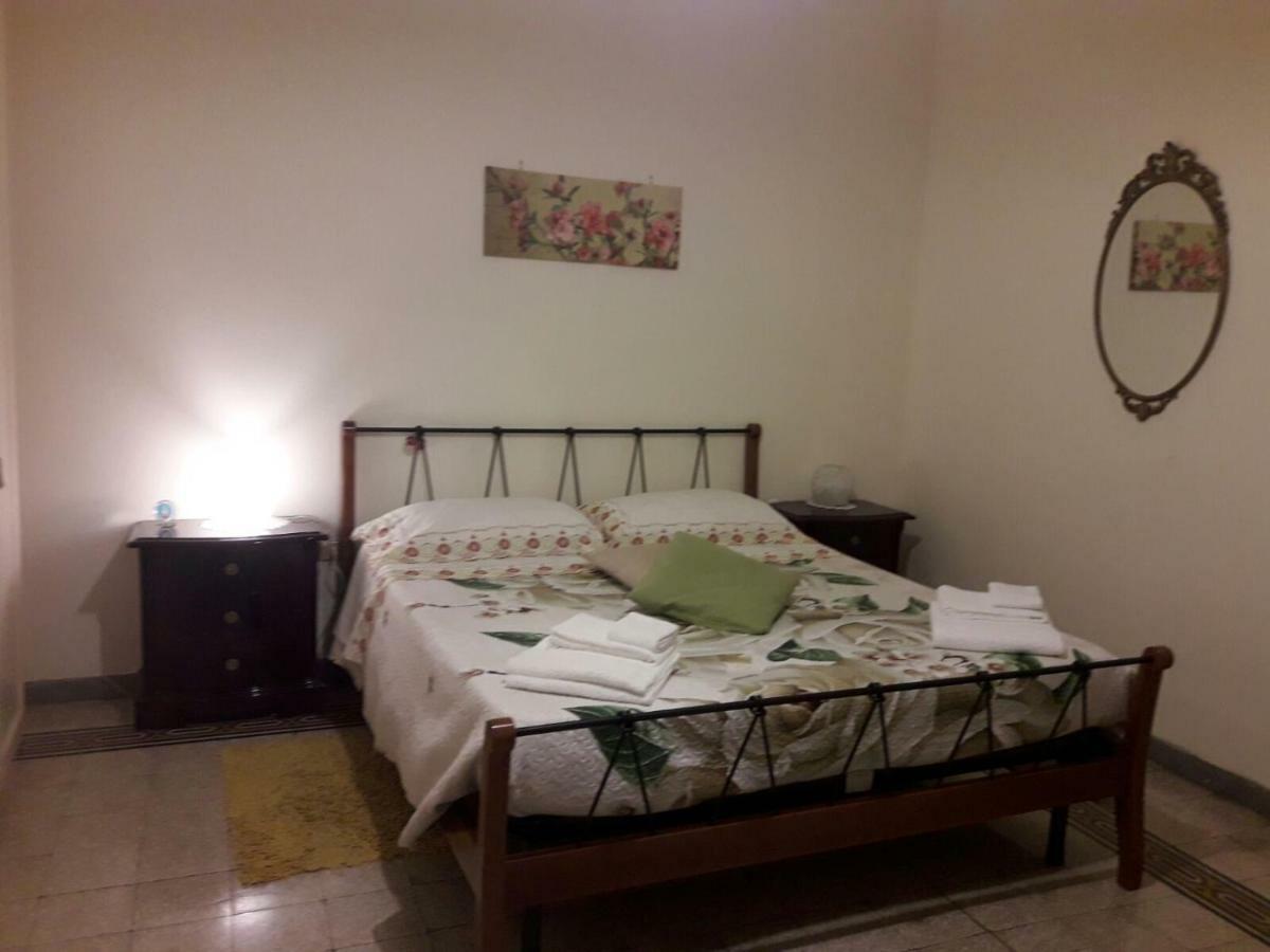 شقة Casa Lillina A Toledo , Near Piazza Del Plebiscito نابولي المظهر الخارجي الصورة