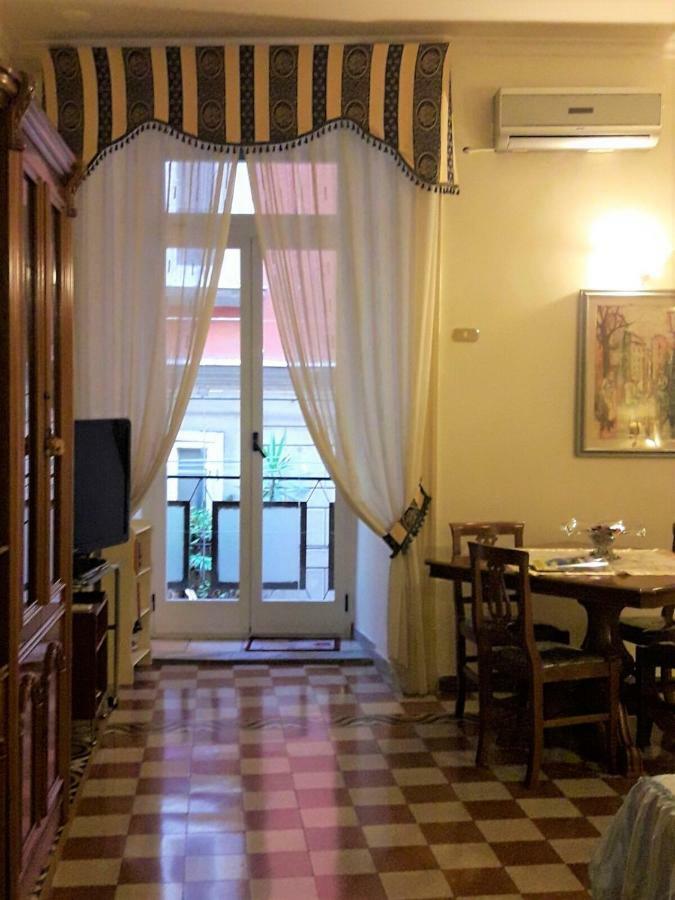 شقة Casa Lillina A Toledo , Near Piazza Del Plebiscito نابولي المظهر الخارجي الصورة