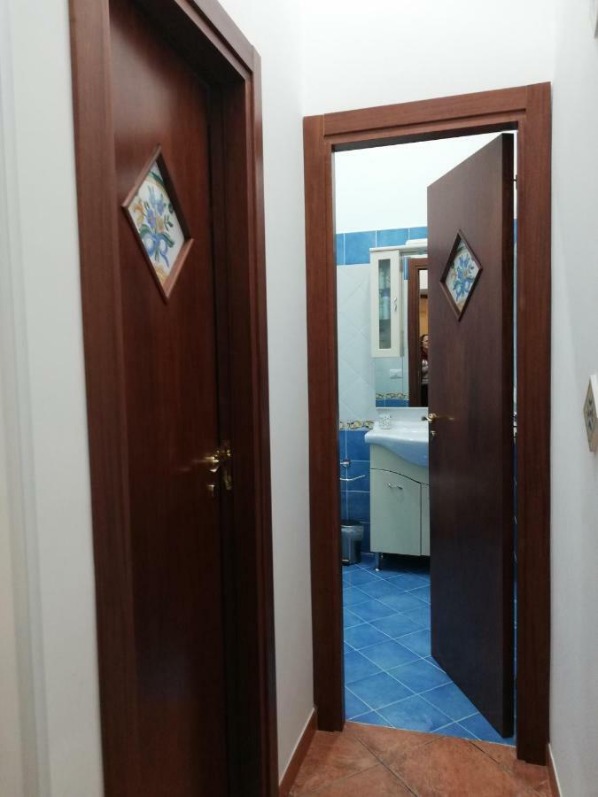 شقة Casa Lillina A Toledo , Near Piazza Del Plebiscito نابولي المظهر الخارجي الصورة