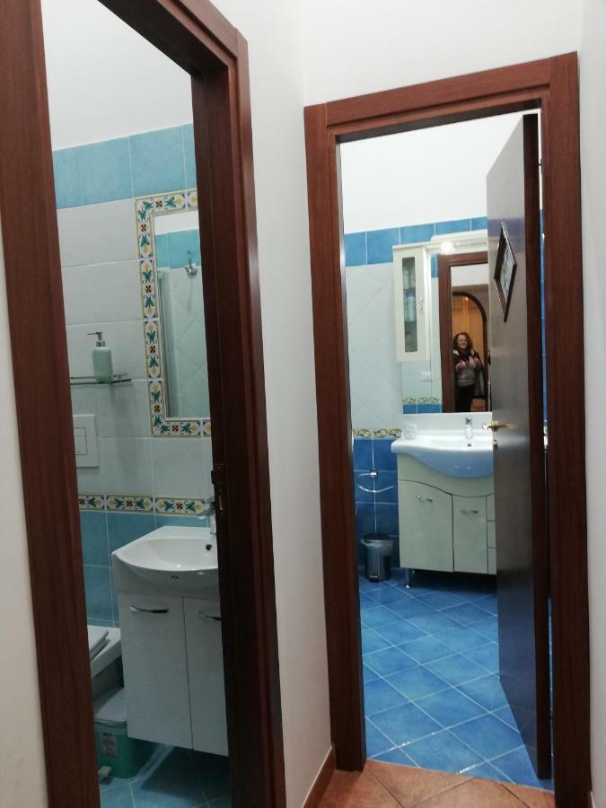 شقة Casa Lillina A Toledo , Near Piazza Del Plebiscito نابولي المظهر الخارجي الصورة
